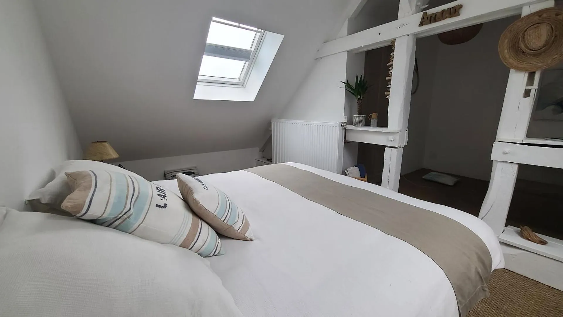 Bed and Breakfast Chambre Mer'Veille Proche Mont Saint Michel Le Ferré